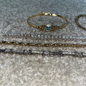 Lot of 5 Vintage Avon Bracelets